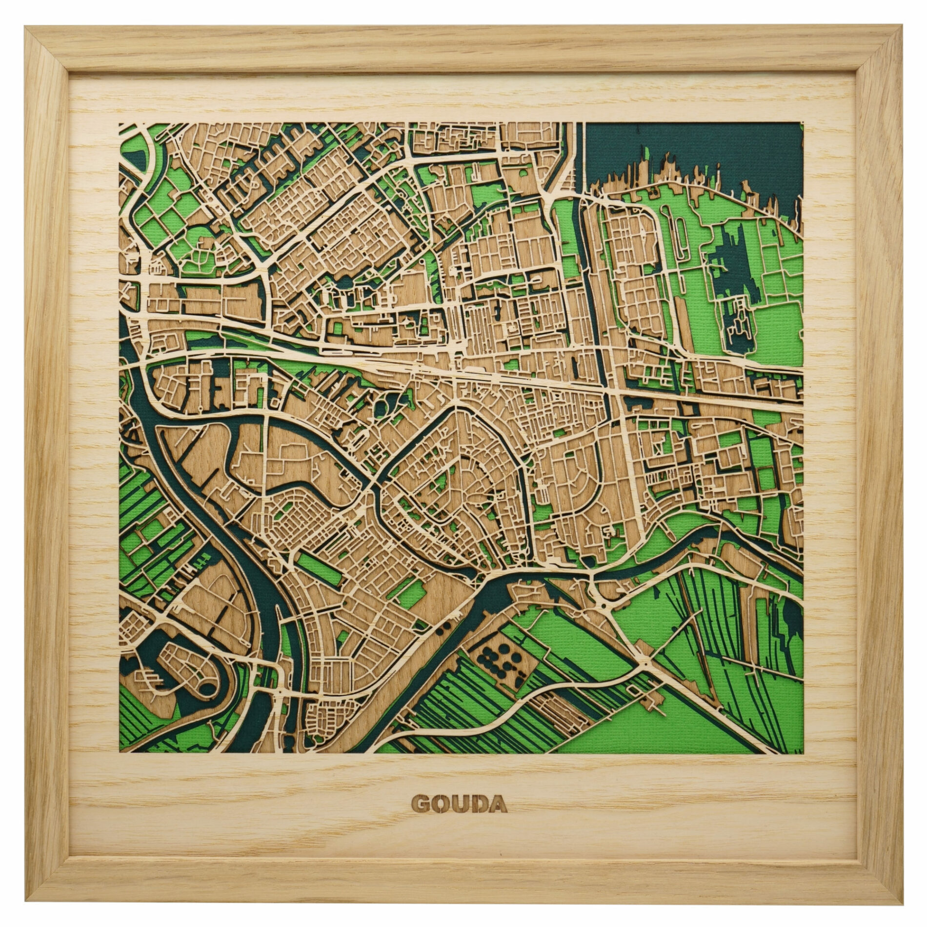 wood_map_of_gouda_large_topographic_style_oak_frame_maplab